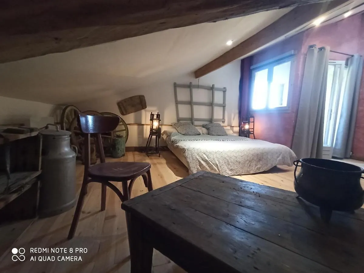 Le Moulin De Chamambard Hotel Saint-Denis-les-Bourg 0*,  Frankrijk